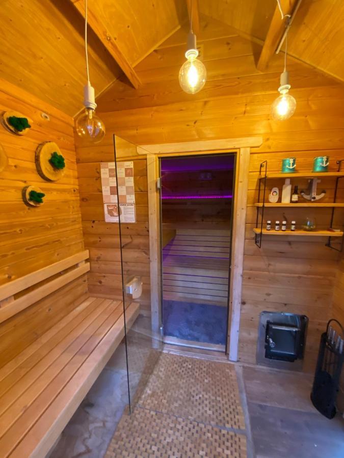 Domek Inosasino Z Basenem I Sauna ภายนอก รูปภาพ